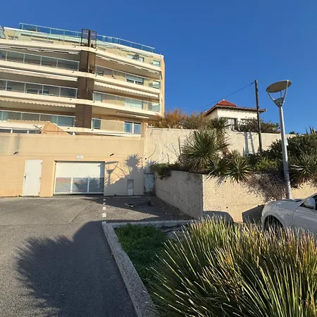 Les Ondines In Sète